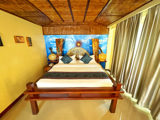 Golden Phoenix Hotel Boracay