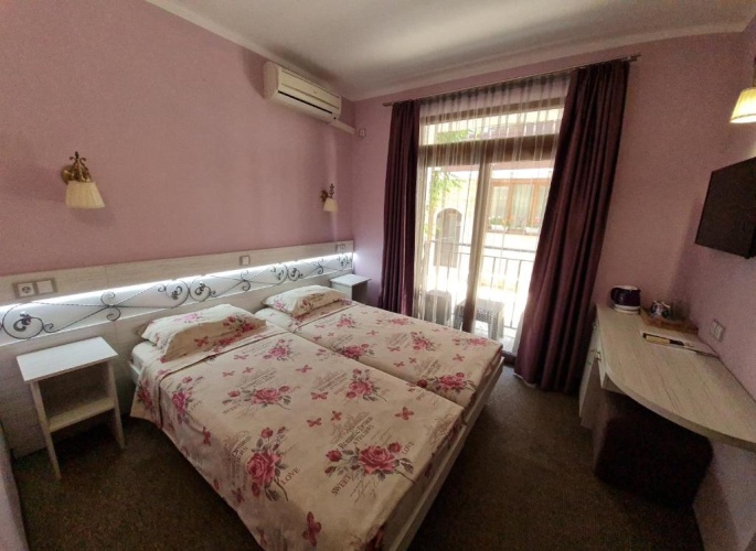 Economy Twin room