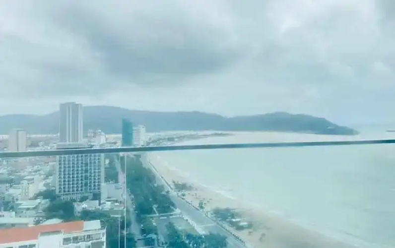 TMS Residence BeachFront Quy Nhon - Void House