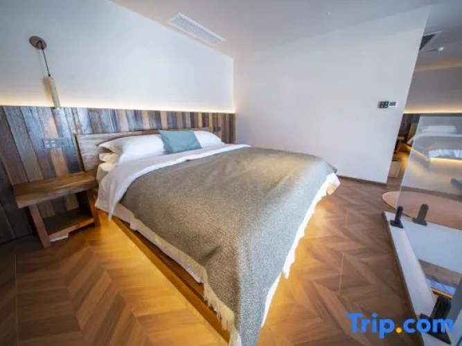 Deluxe Double Suite