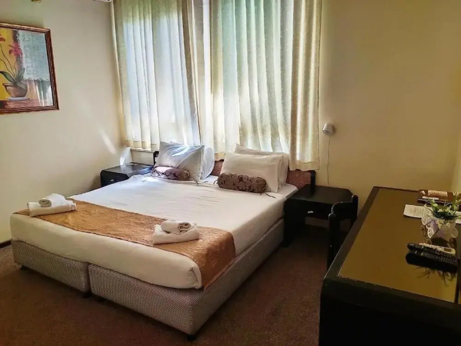 The Colony Hotel