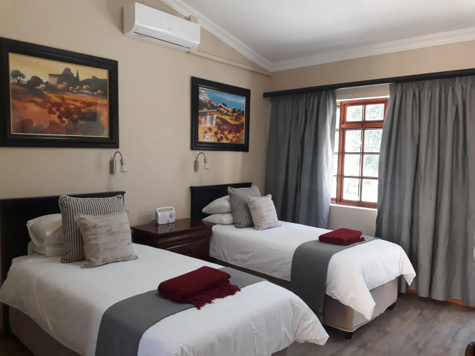 17 on Bird Guest House
