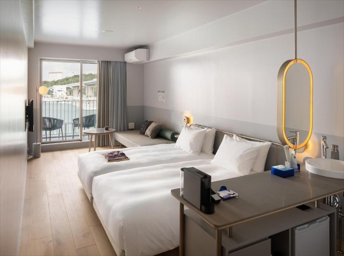 Harbor Terrace Twin room