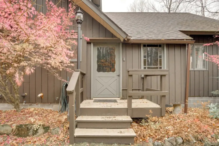 Community Perks: Retreat w/ Thirteenth Lake Access