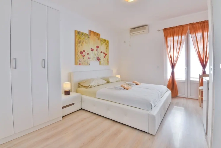 Standard Double Studio with partial sea view