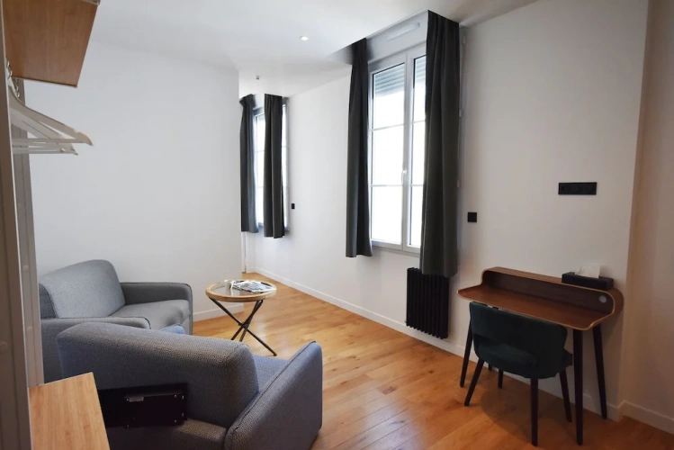 Superior Apartment