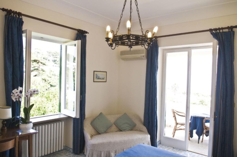 Superior Double room with balcony and with garden view