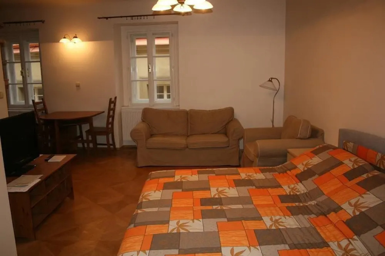 Apartment Stare Mesto Anenska
