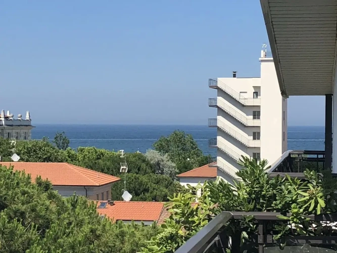 1 Bedroom Standard Quadruple room with balcony