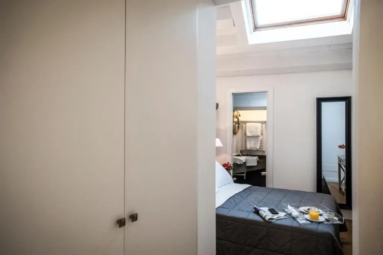 Deluxe Quadruple room with view