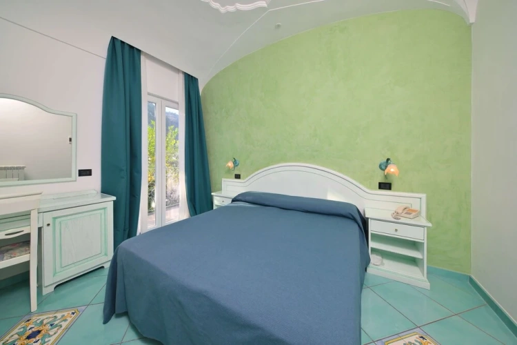 Superior Double room with balcony and with mountain view