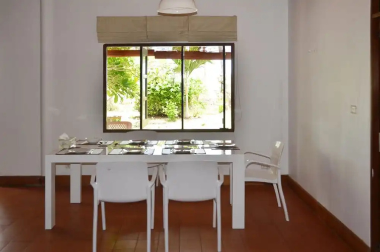 5 Islands Beach House Beautiful, 3-bedroom Beachfront Villa on Koh Sam