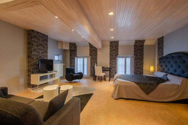 La Chambre D'amis