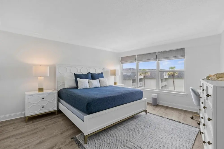 Surfside 219