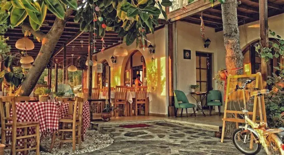 Cuneydi Pansiyon