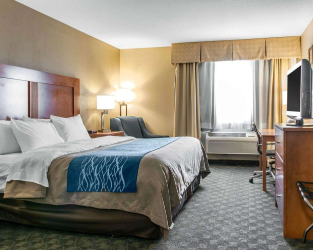 Comfort Inn & Suites Napoleon