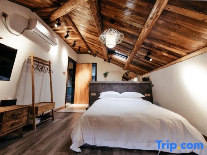 Standard Double Attic room