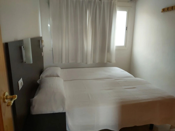 Flipper Top Suites