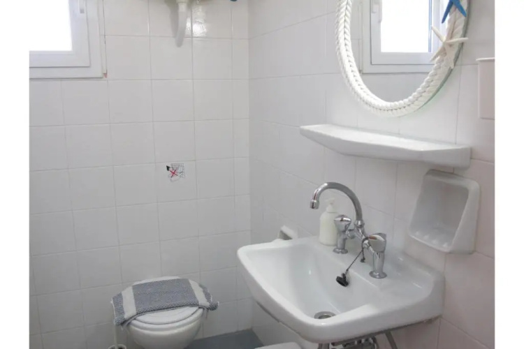 Livadia Seaside Studios 14