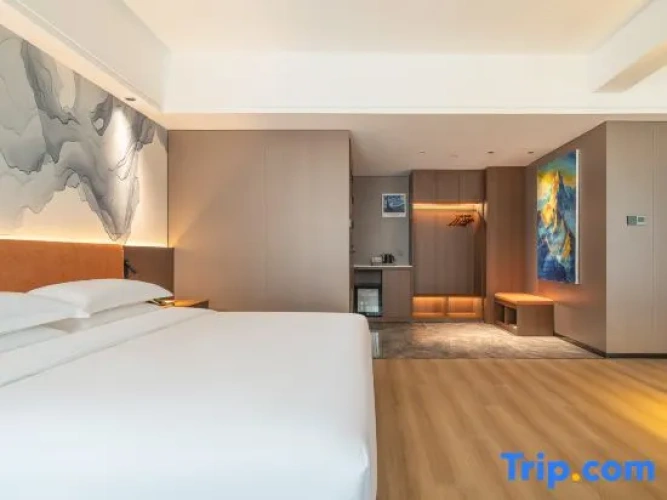 Deluxe Double Suite