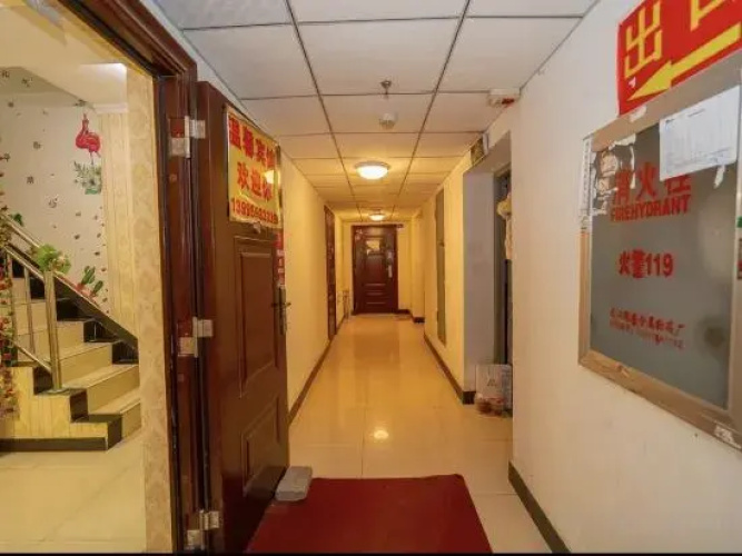 Warm Hotel (Wuhan La Defense)