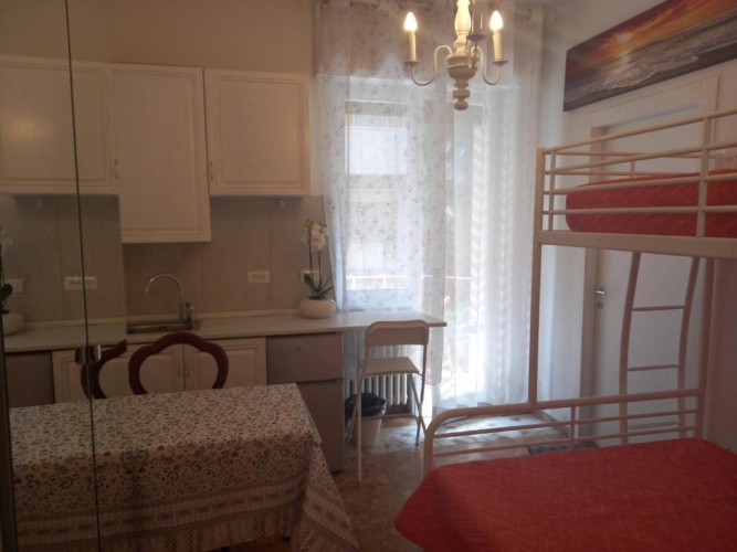 Economy Triple room