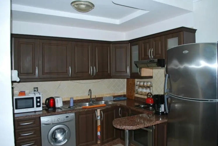 2 Bedrooms Apartment