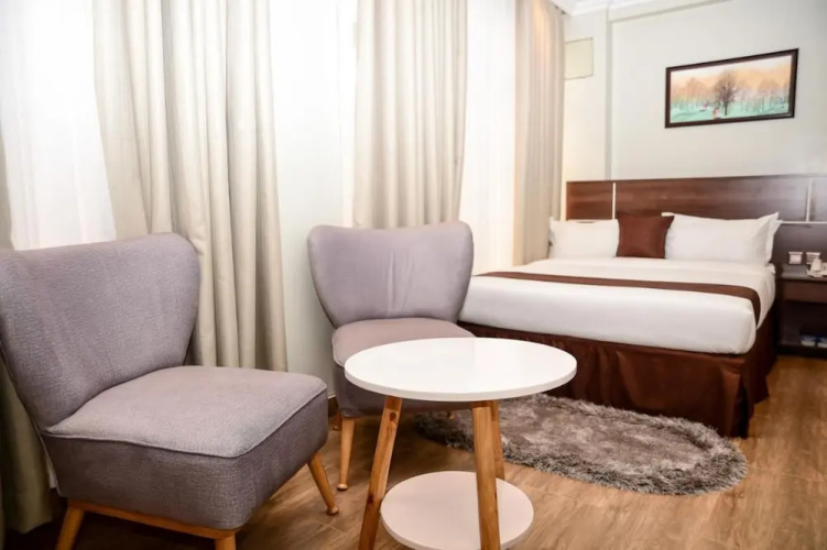 La Beila Hotel Meru