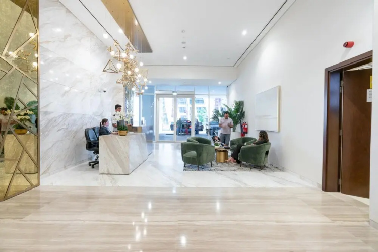 Stunning 1BR Apt in Business Bay