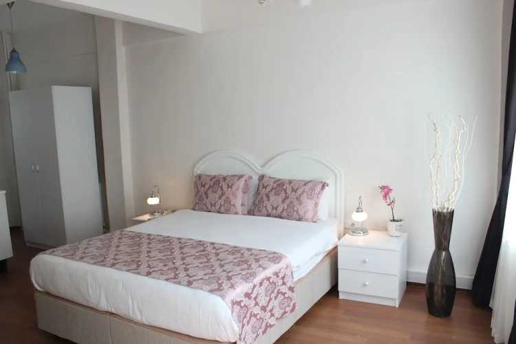 Standard Double room with city view