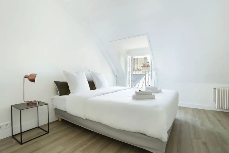 Apartment Ponthieu - Champs Elysées