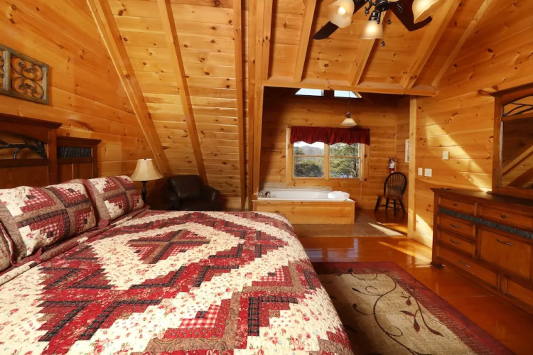 Mountain Blessings - Four Bedroom Cabin