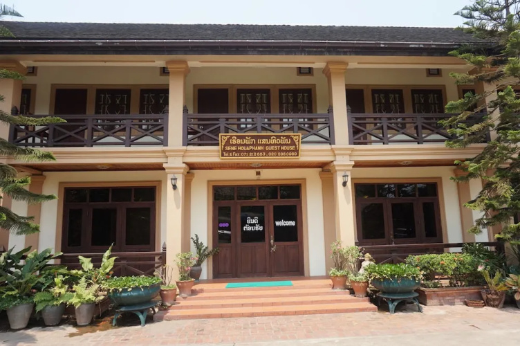 Sene Huaphanh Guest House