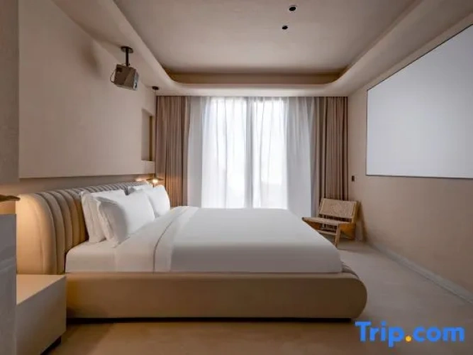 Standard room with balcony