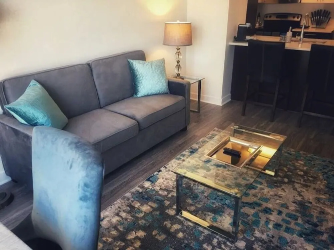 221 Luxury Suites