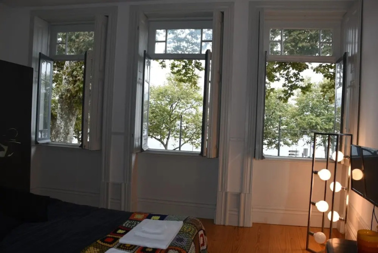 14 Esquadra  Cais das Pedras Guest House