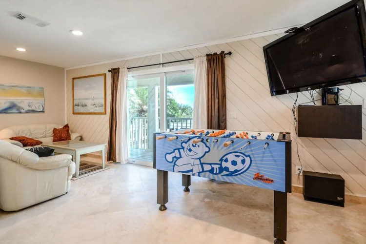 6531T - Turtlemound Home by RedAwning