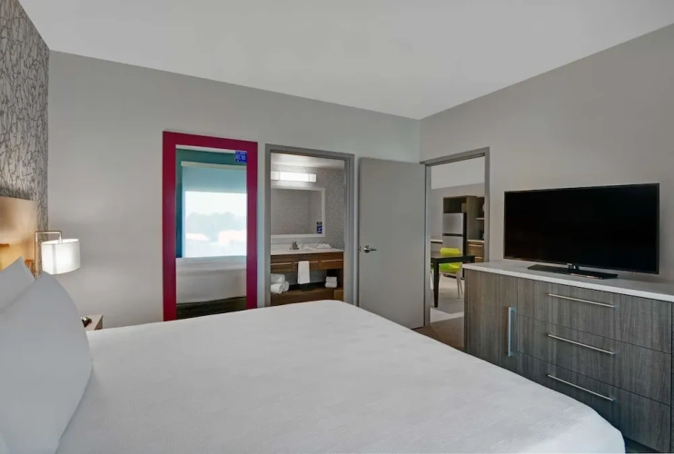 1 Bedroom Suite