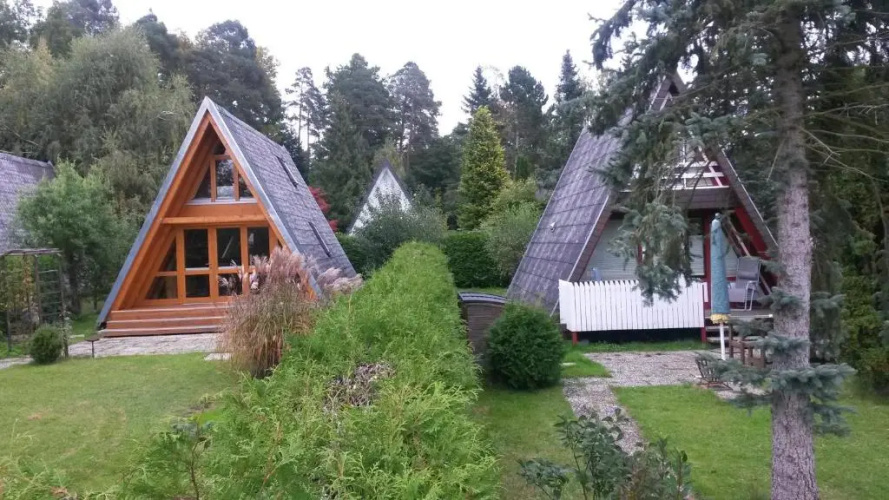 Nurdachhaus Ferienpark Schellbron
