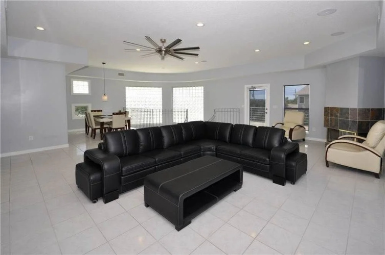 Flagler Seascape 4 Br home by RedAwning