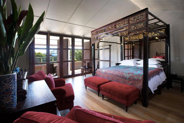 Seven Terraces Hotel