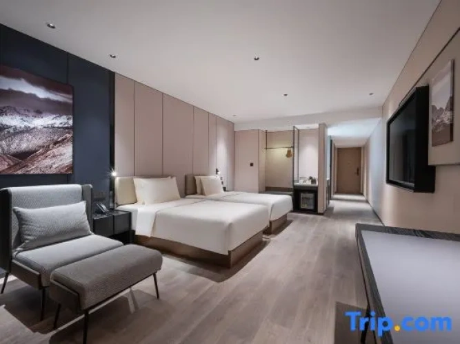 Executive Twin room with river view