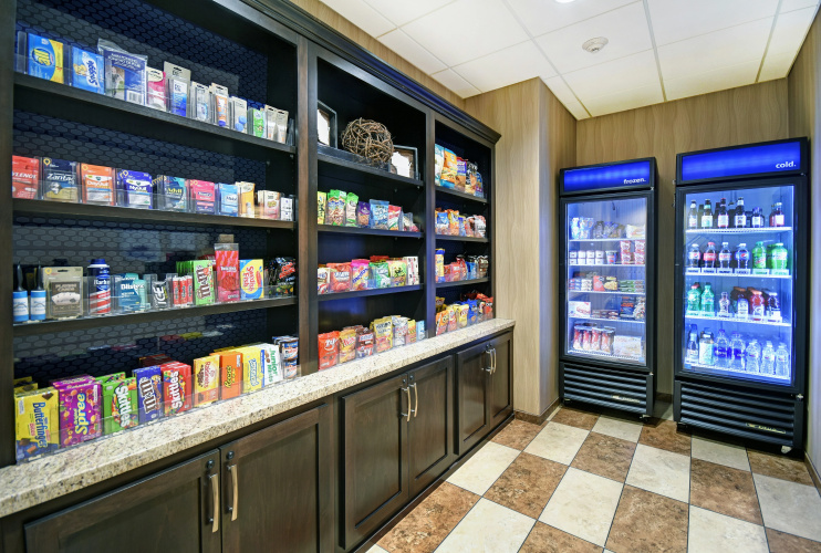 Hampton Inn & Suites Milwaukee/Franklin photo 12