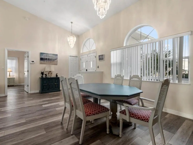3 Bedrooms Cottage