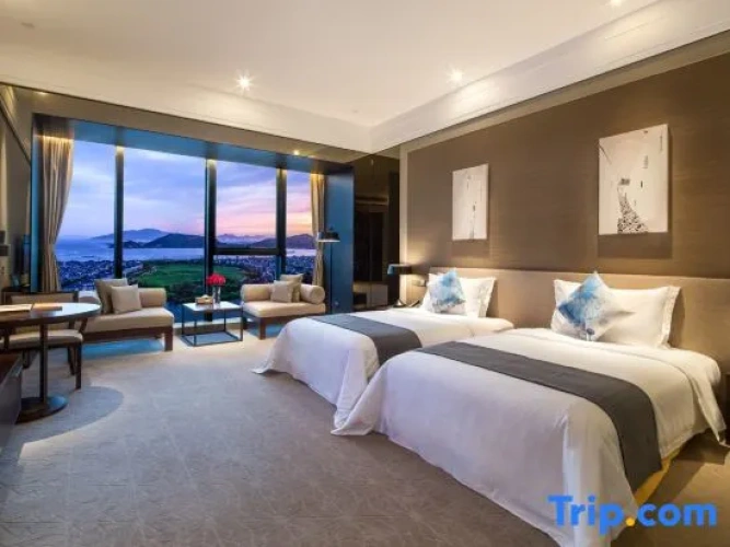 Deluxe Twin room with sea view