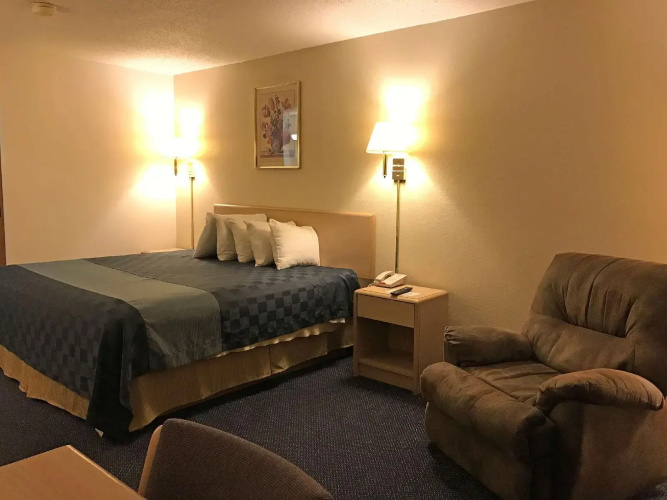Americas Best Value Inn Champaign