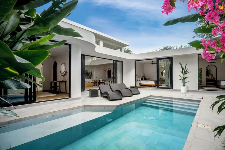 3 Bedrooms Deluxe Villa with pool view
