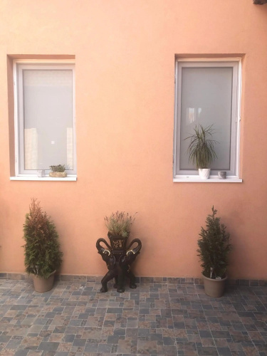 SMART GuestHouse