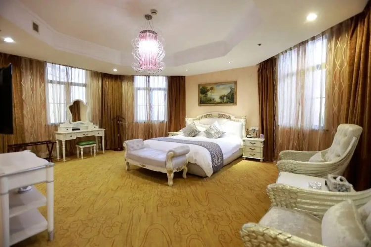 Superior Suite