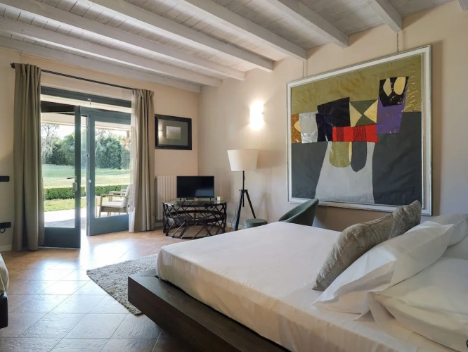 Standard Triple room